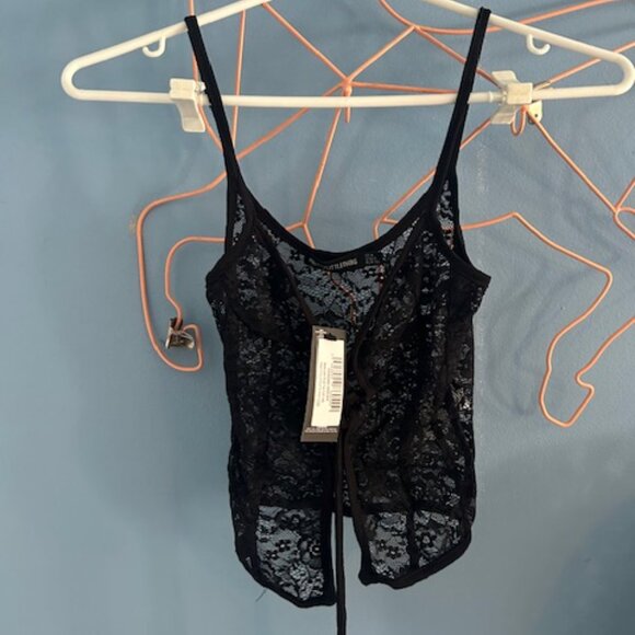 BLACK LACE TOP - Picture 5 of 5